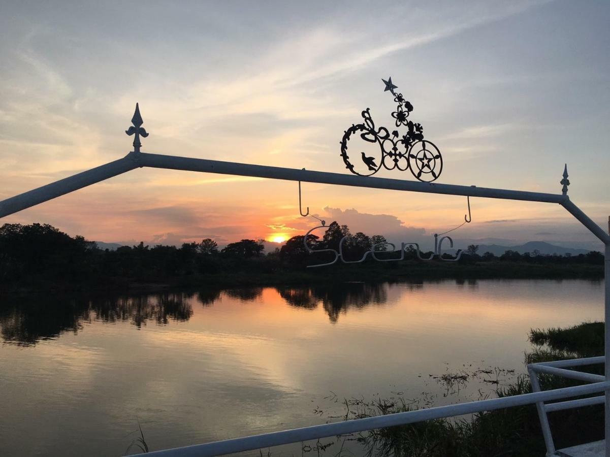Scenic Riverside Resort Kamphaeng Phet Exterior foto